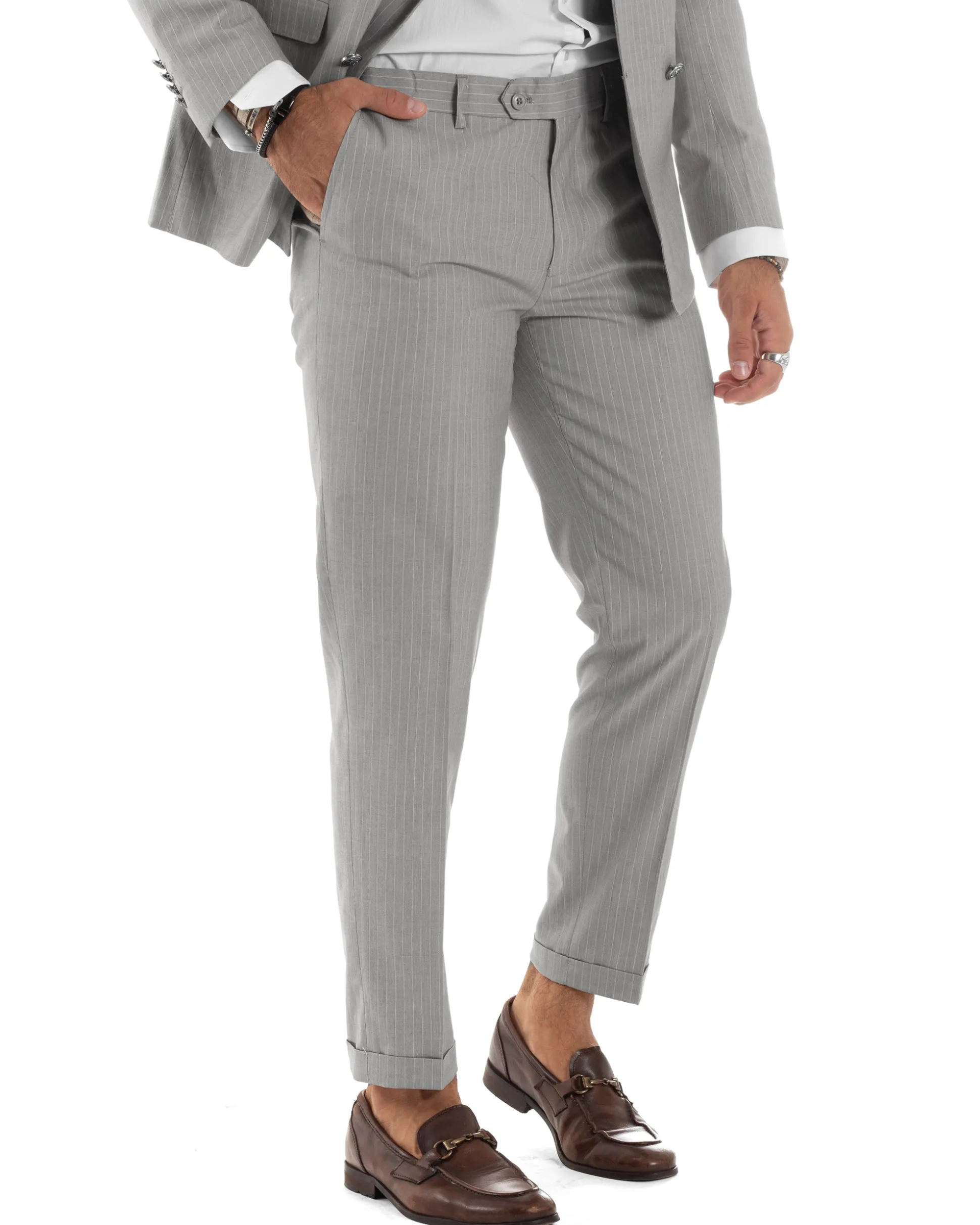Abito Uomo Doppiopetto Vestito Completo Rigato Giacca Pantaloni Bottoni Metallo Fantasia Gessata Grigio AE1132A
