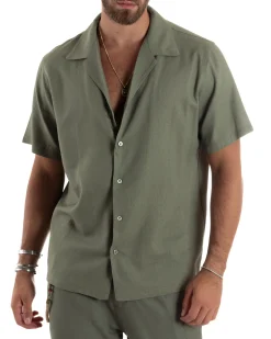 Camicia uomo lino mezze maniche colletto bowling collo rever boxy fit verde GIOSAL-CC1209A