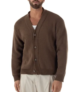 Cardigan uomo filo scollo v maglia cropped con bottoni boxy fit marrone GIOSAL-M3092A