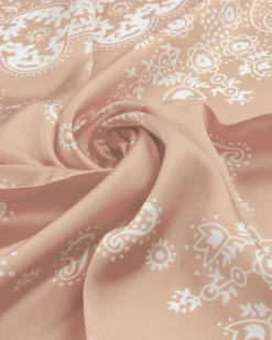 Foulard uomo unisex bandana paisley medaglione simmetrico bordo satinato beige GIOSAL-FD1013A