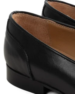 Mocassini uomo con fibbia frangia borchie argento scarpe copelle eleganti pelle vitello cerimonia suola di cuoio con ovalino antiscivolo casual nero GIOSAL-S1321A