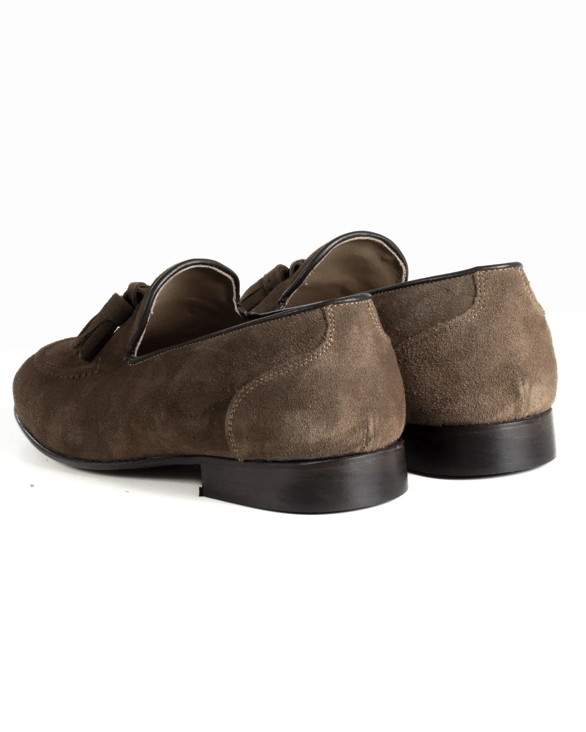 Mocassini uomo con nappine scarpe camoscio eleganti cerimonia pelle scamosciata suola di cuoio con ovalino antiscivolo casual tortora GIOSAL-S1322A