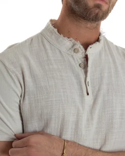 T-shirt Serafino Taglio Vivo Collo Coreano Sfrangiato Beige GIOSAL-TS3139A