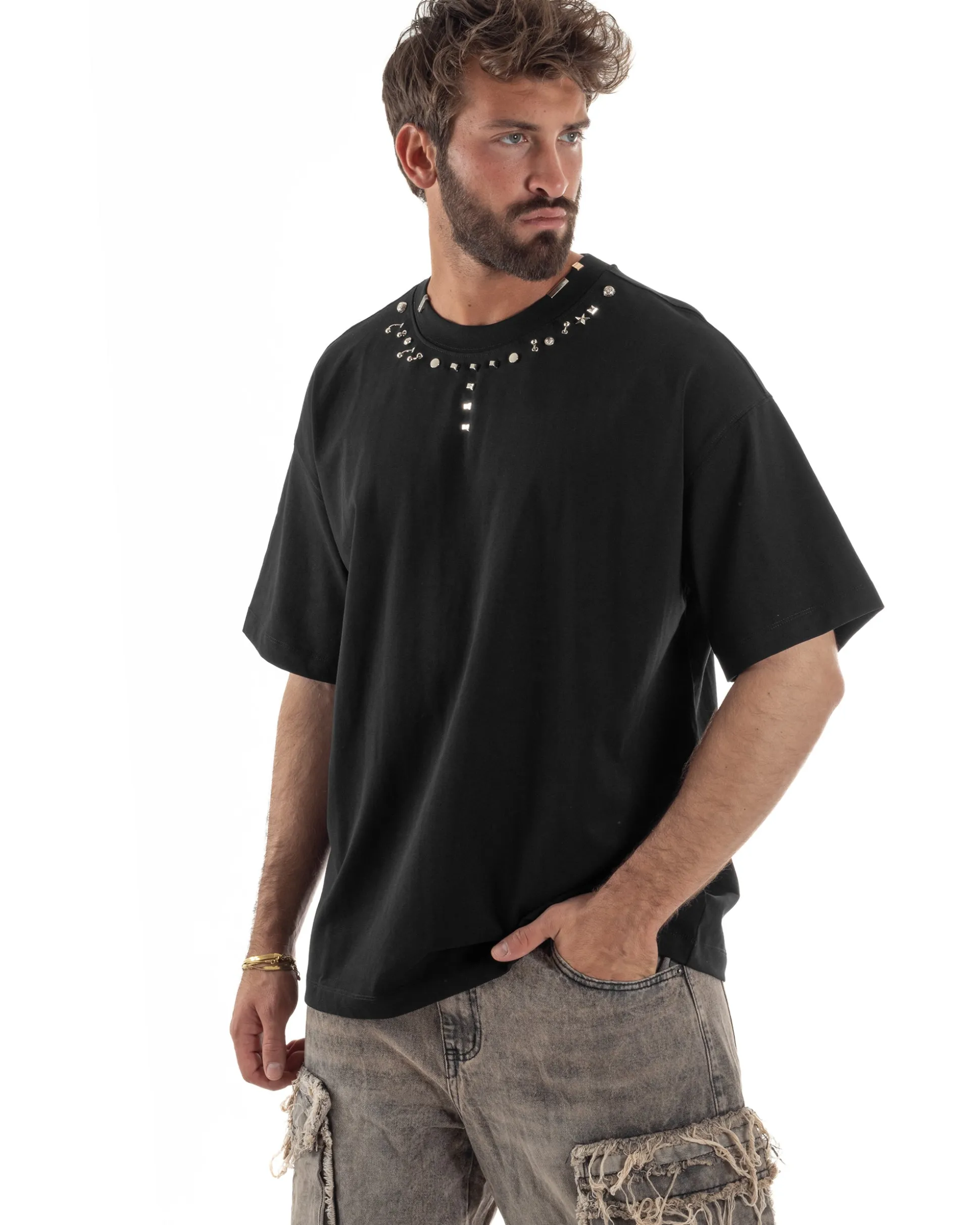 T-shirt uomo girocollo oversize borchie basic nero GIOSAL-TS3260A